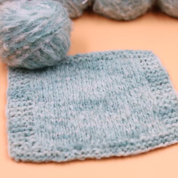 9 balls Baby Alpaca / Wool Blue Warm Knitting Crochet Light Worsted Yarn - Picture 2 of 3